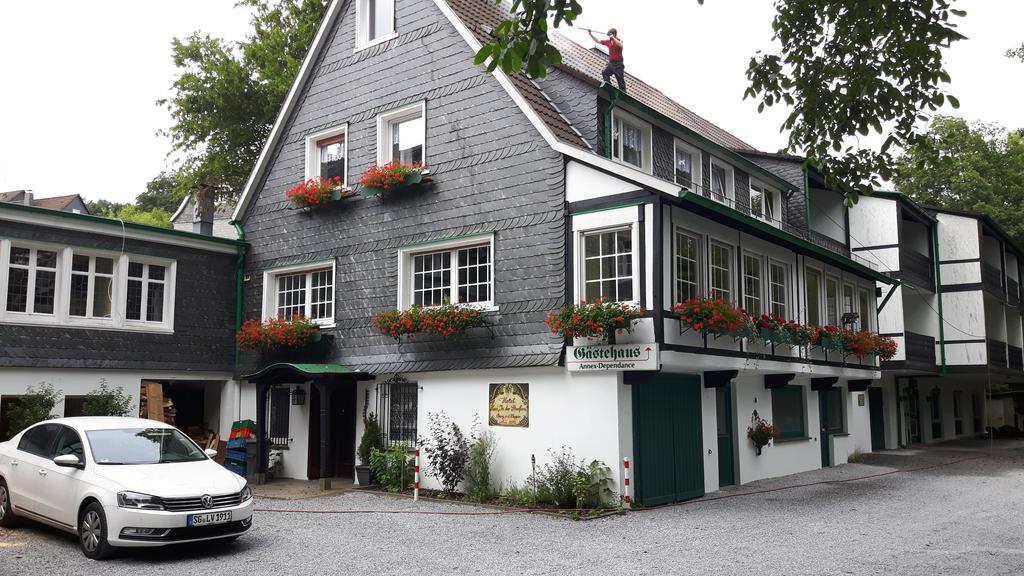 Hotel In Der Strassen Solingen Kültér fotó